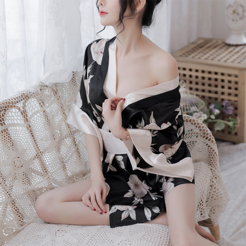 Sexy Lingerie Japanese Retro Kimono Dress Cosplay Japanese Kimono Suit Sexy Lingerie Japanese Retro Kimono Dress Cosplay Japanese Kimono Suit